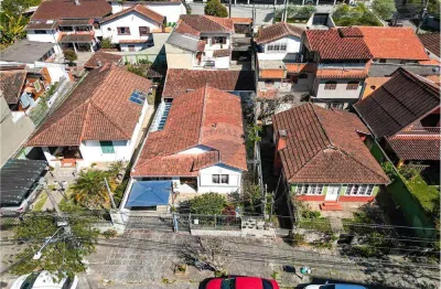 **charmosa casa no bairro de agriões: o refúgio dos seus sonhos**