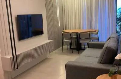 Apartamento mobiliado com elevador no centro de navegantes!