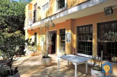 Casa com à venda, 415 m² por r$ 2.198.000 - granja viana - vila real do moinho velho - embu das artes/sp