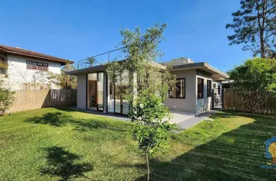 Casa térrea à venda no condomínio vila dos jacarandás - granja viana