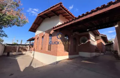 Casa com 3 quartos à venda na rua doutor joaquim de castro tibiriçá, 238, parque são quirino, campinas, 233 m2 por r$ 650.000