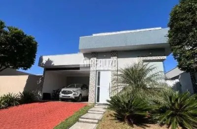 Casa com piscina aquecida e varanda gourmet no condominio estancia dos ipes, em uberaba!