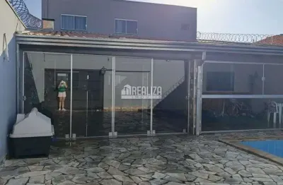 Casa com 1 quarto à venda no Jardim Espanha, Uberaba 