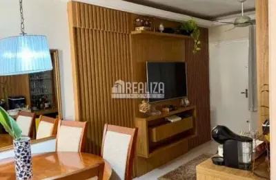 Casa em condomínio fechado com 3 quartos à venda no Mercês, Uberaba 