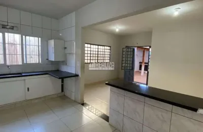 Casa a venda no bairro sao benedito, uberaba: 4 dormitorios, 2 suites, area de lazer