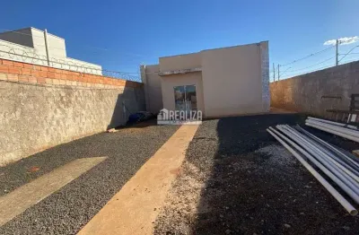 Casa com 2 quartos à venda no Ilha Bela, Uberaba 