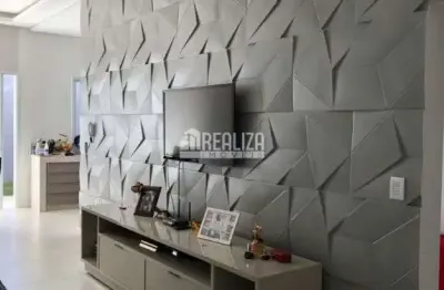 Casa com 3 quartos à venda no Novo Mundo, Uberlândia 