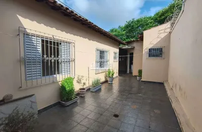 Casa com 4 quartos à venda no Grande Horizonte, Uberaba 