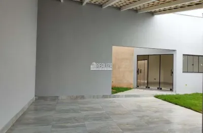 Casa com 3 quartos à venda no Parque das Laranjeiras, Uberaba 