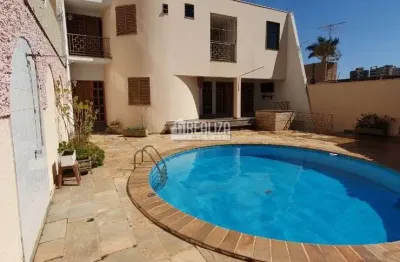 Casa com elevador e piscina no bairro jardim alexandre campos