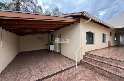 Casa com 3 quartos à venda na Vila Olímpica, Uberaba 
