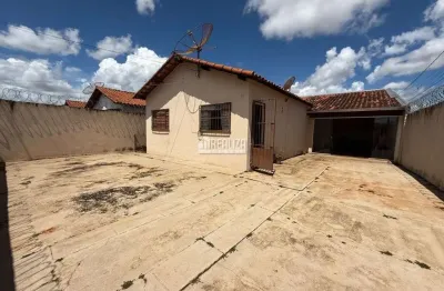 Casa com 2 quartos à venda no Residencial Nova Era, Uberaba 