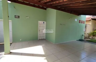 Casa a venda no condominio portal das torres no bairro jardim eldorado, em  uberaba mg !