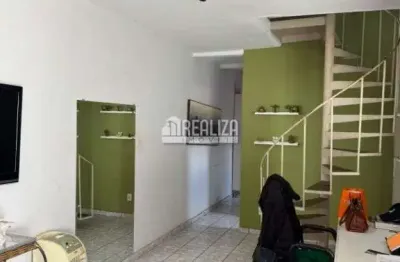 Sobrado a venda no irmaos soares, uberaba - 4 dormitorios e suite!