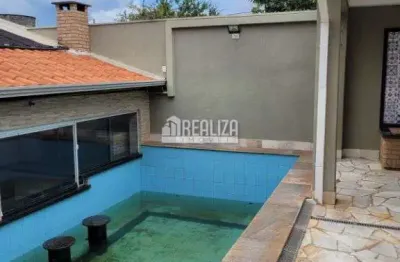 Casa com area de lazer completa no bairro universitario em uberaba