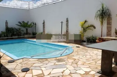 Sobrado com piscina e varanda gourmet no parque das americas, uberaba