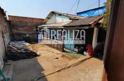 Imovel espacoso com 8 dormitorios no nucleo residencial tutunas, uberaba