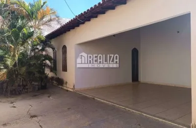 Casa padrao a venda em vila alvorada, uberaba: 3 dormitorios e suite