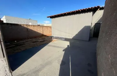 Casa com 2 dormitorios no bairro jardim maria alice, uberaba