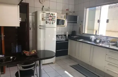 Casa com 2 quartos à venda na Nossa Senhora da Abadia, Uberaba 