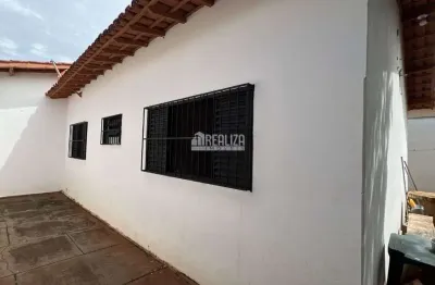 Casa a venda na Vila Alvorada, em Uberaba - 3 dormitorios , sendo 1 suite!