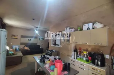 Linda casa a venda no Conjunto Margarida Rosa de Azevedo em Uberaba!