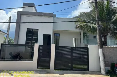 Casa em condomínio fechado com 3 quartos à venda em vargem pequena, rio de janeiro , 180 m2 por r$ 960.000