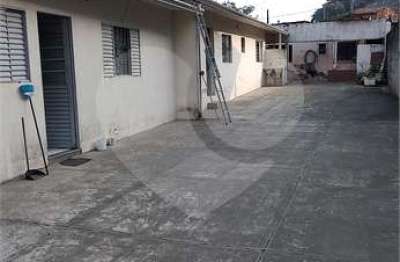 Casa comercial à venda no Jardim Casa Branca, Caraguatatuba 