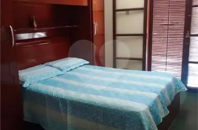 Casa com 2 quartos à venda na Avenida Nilo Braga Garcez, Martim de Sá, Caraguatatuba