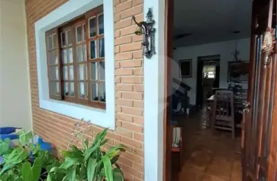 Casa com 2 quartos à venda na Avenida Paulo Ferraz da Silva Porto, Prainha, Caraguatatuba