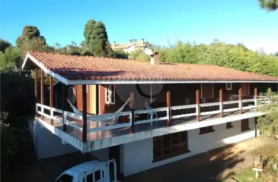 Casa com 5 quartos à venda na José Carlos De Siqueira E Silva, Vila Natal, Campos do Jordão