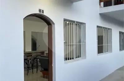Casa com 2 quartos à venda na Rua Itapoan, Martim de Sá, Caraguatatuba