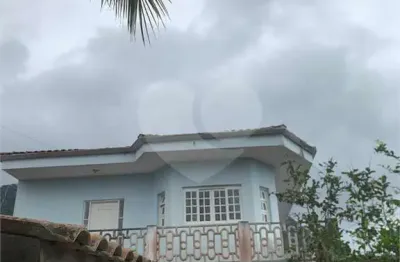 Casa com 4 quartos à venda na 19, Maranduba, Ubatuba