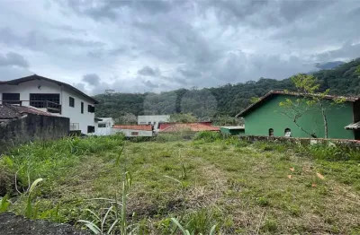 Terreno à venda na Rua Um, Verde Mar, Caraguatatuba