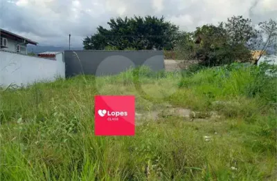 Terreno à venda na Rua Treze, Pontal de Santa Marina, Caraguatatuba