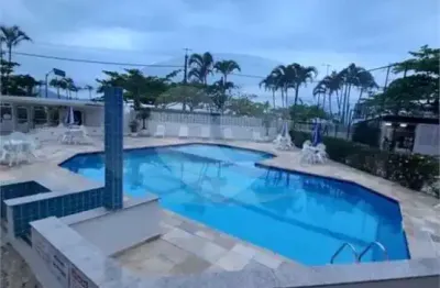 Cobertura com 3 quartos para alugar no Massaguaçu, Caraguatatuba 