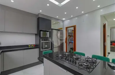 Casa com 2 quartos à venda no Parque João Ramalho, Santo André 