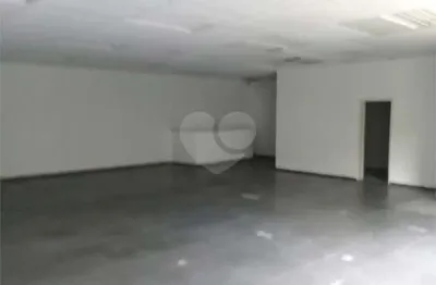 Salão comercial à venda ou para locação em centro - sp