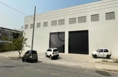 Barracão / Galpão / Depósito para alugar no Utinga, Santo André 