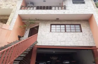 Casa com 3 quartos à venda na Vila São Pedro, Santo André 