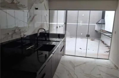 Casa com 3 quartos à venda no Jardim Utinga, Santo André 