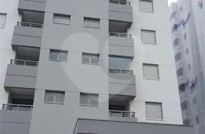 Apartamento com 2 quartos para alugar na Vila São Pedro, Santo André 