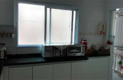 Casa com 2 quartos à venda na Vila Valparaíso, Santo André 