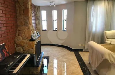 Casa com 3 quartos à venda no Parque Jaçatuba, Santo André 