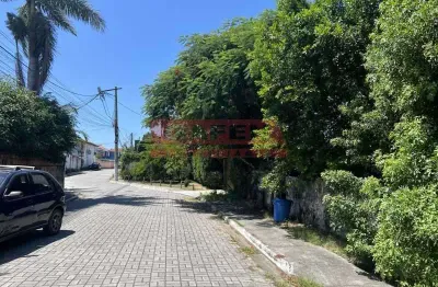 Excelente terreno com casa no bosque de geriba precisando de obra total