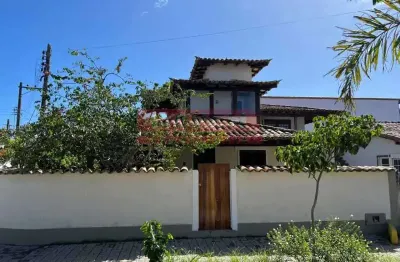 Excelente casa no centro de búzios com 3 quartos 2 suítes a poucos passos da rua das pedras  armação dos búzios