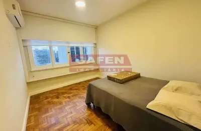 Excelente apartamento reformado e mobiliado do lado do metrô Uruguaiana