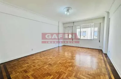 Excelente apartamento na Rua Aires Saldanha - 3 Quartos sendo 1 suíte, andar alto