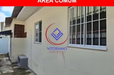 Casa com 2 quartos para alugar na Rua General Savaget, 184, Marechal Hermes, Rio de Janeiro