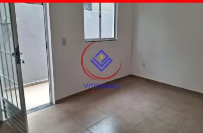 Casa tipo apartamento um quarto á venda em quintino!